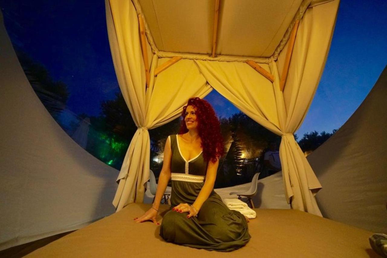 Bubble Tent Hotel Nea Moudania Buitenkant foto